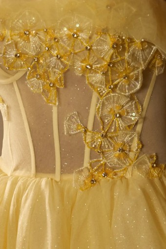 Andrea & Leo Couture A1055 #1 thumbnail